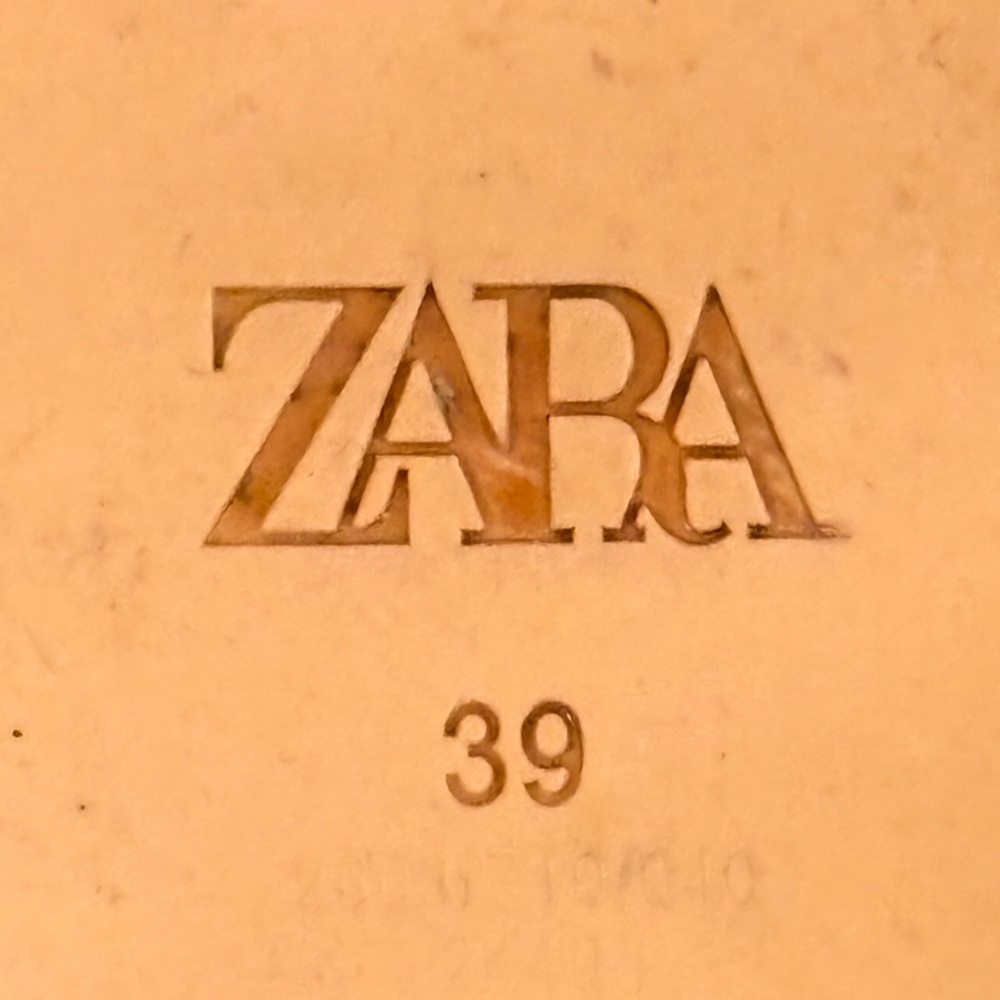 Zara Black Sandals - Picture 2 of 3